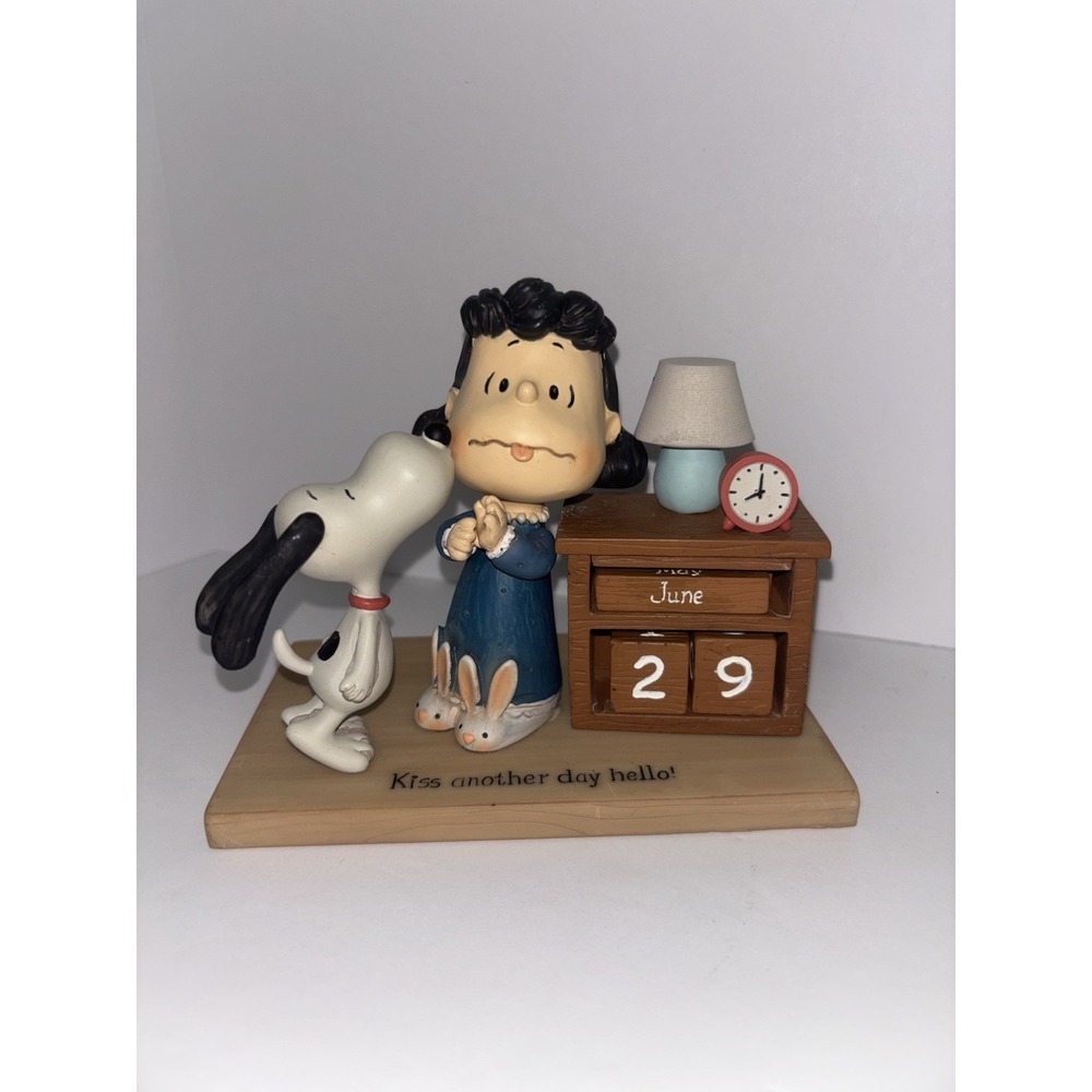 2013 Hallmark Peanuts Snoopy Lucy Perpetual Calendar Kiss Another Day Hello EUC
